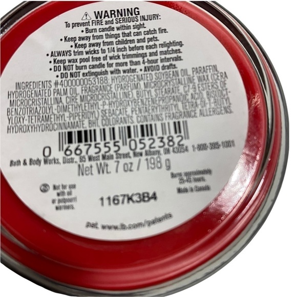 Bath and Body Works Single Wick Vampire Blood Candle 7oz New - Picture 3 of 6